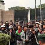 Massa Geruduk DPR, Teriakkan Nama Anggota yang Joget di Sidang MPR