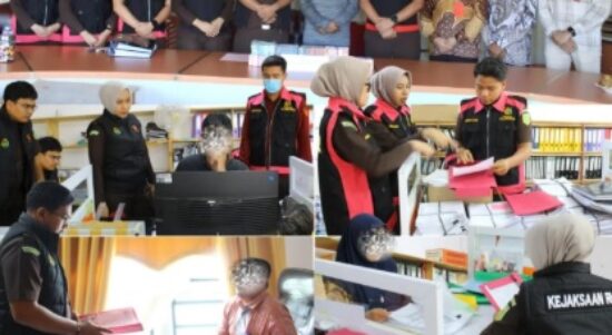 Kejari Rokan Hilir Geledah Salah Satu Dinas, Sita Uang Rp763 Juta dan Dokumen Penting