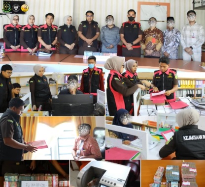 Kejari Rokan Hilir Geledah Salah Satu Dinas, Sita Uang Rp763 Juta dan Dokumen Penting